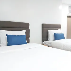 Airobedz Makati - A Value Hotel